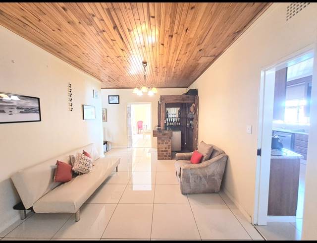 3 BEDROOM HOUSE FOR SALE IN ARCON PARK